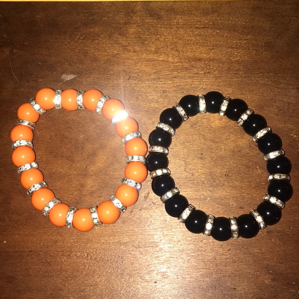 2 Beaded bracelets NWOT